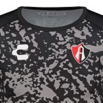 Compra camiseta club atlas charly dry factor de alto rendimiento para entrenamiento 202425 – negra – Jerseys y Camisetas de la Liga MX